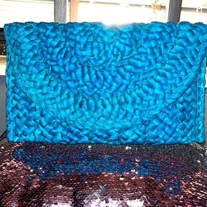 Straw Clutch